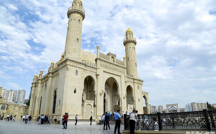 Azərbaycanda Ramazan ayının başlaması ilə bağlı fətva verilib 1709799280 8d4feba4 ecb3 4258 8520 d286727b0fe2 850.jpg