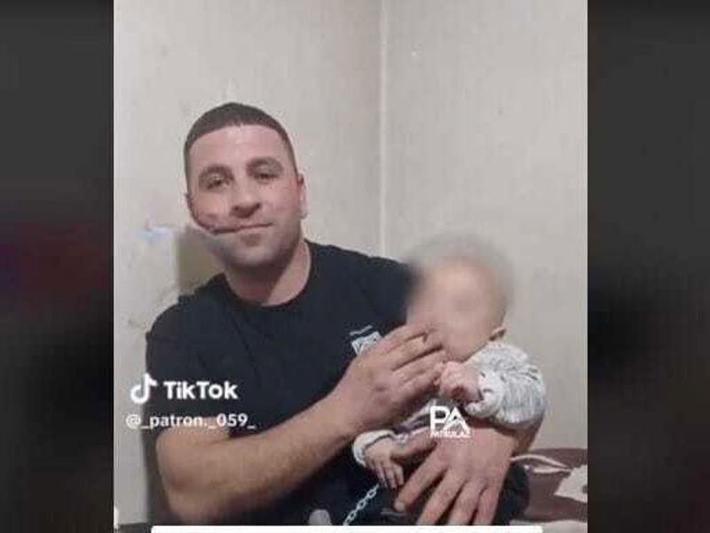 Canlı yayımda 1 yaşlı uşağa siqaret çəkdirən ata saxlanıldı 1712043768 432945289 10223225610060413 8508114066295432973 n.jpg