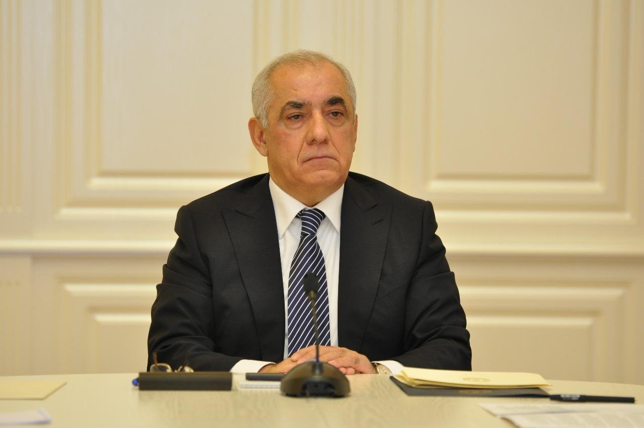 Əli Əsədov İranın Birinci vitse-prezidentinə başsağlığı verib 1716198180 esedov.jpg