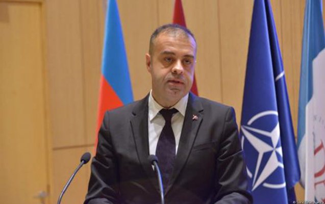 Cəfər Hüseynzadə ilə xanımı qarət olundu 1723016281 cefer.jpg