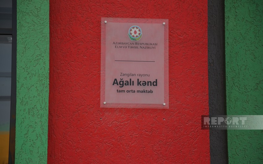 Ağalı kənd məktəbinə yeni direktor təyin olunub 9811c066 0eca 300c B20b C8ed23600227850.jpg