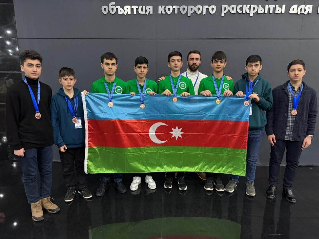 Məktəblilərimiz beynəlxalq olimpiadada bir qızıl, yeddi bürünc medal qazanıblar Whatsapp Image 2025 01 18 At 11.22.56.jpeg