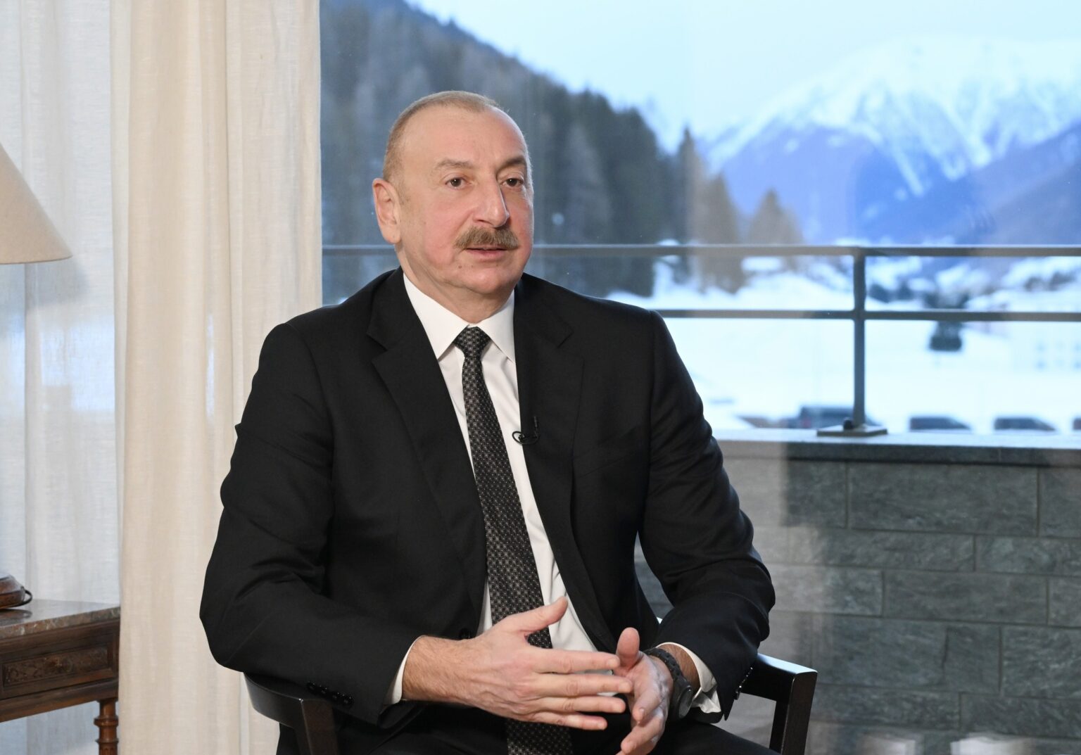 Ilhameliyev1 2.jpg