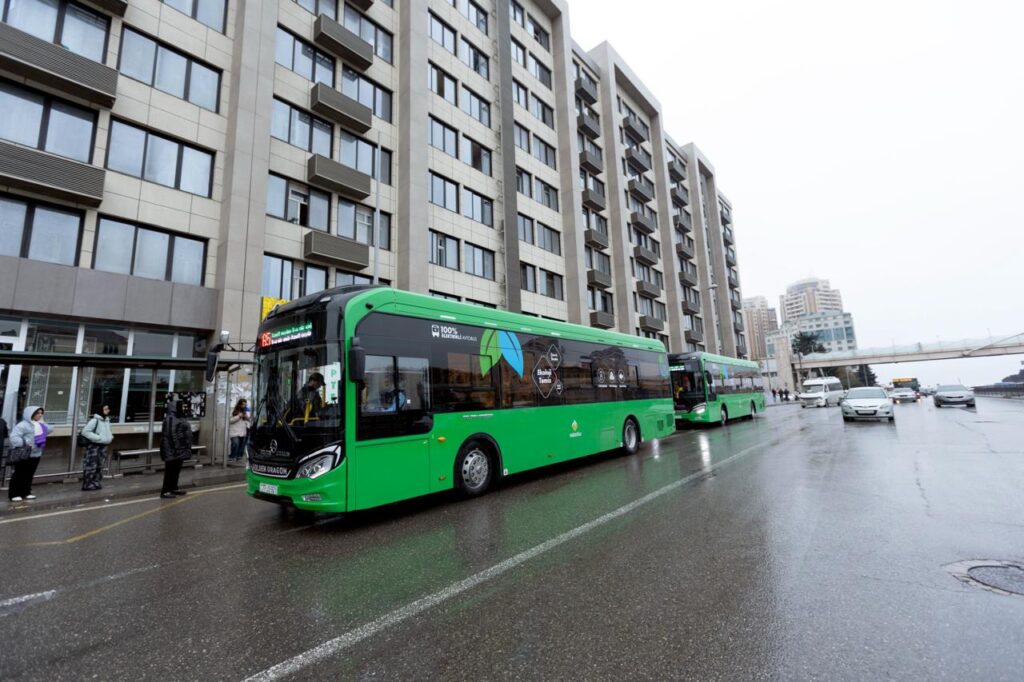 Avtobus3yol 3.jpg