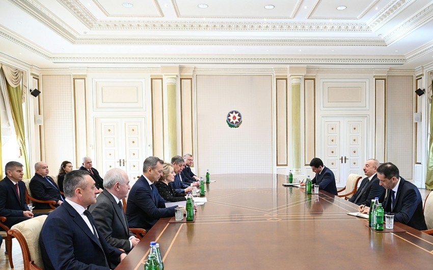 İlham Əliyev Valentina Matviyenkonu qəbul edib 691d4357 dc3a 394e 9d0b f7791cb9743f 850.jpg