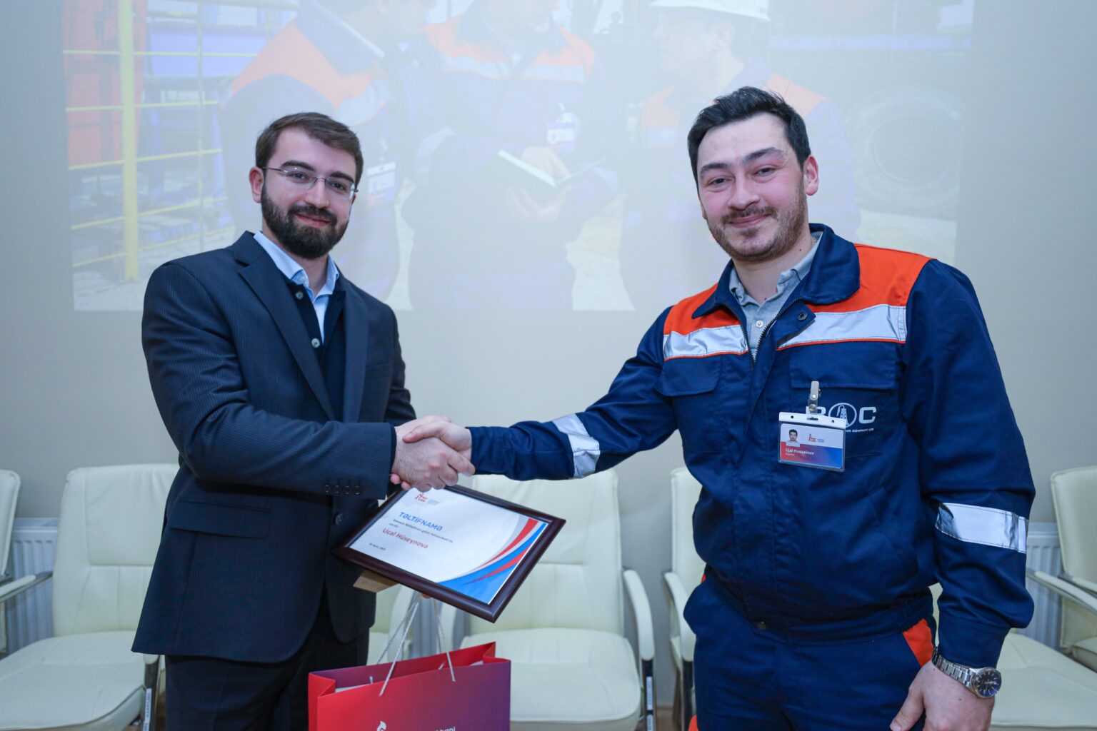 Balaxanı neftçiləri Ümumdünya Əməyin Mühafizəsi Gününü qeyd etdi Ac12178c cae8 4ba3 918f 923d70917347.jpg