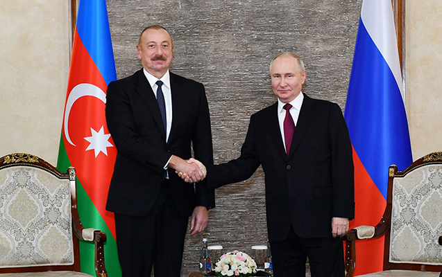 Putin Əliyevi təbrik etdi Putin 2.jpg
