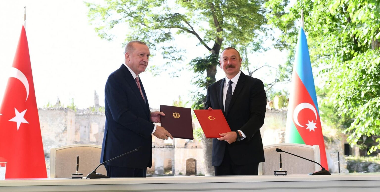 Azər ALLAHVERƏNOV: “Şuşa Bəyannaməsi iki qardaş dövlət arasında əlaqələri yeni və strateji bir mərhələyə yüksəltdi”. Fb img 1750006134717.jpg