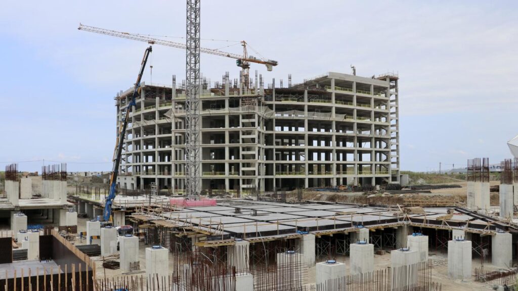 Trabzon sehir hastanesi insaati aa 2174850.jpg