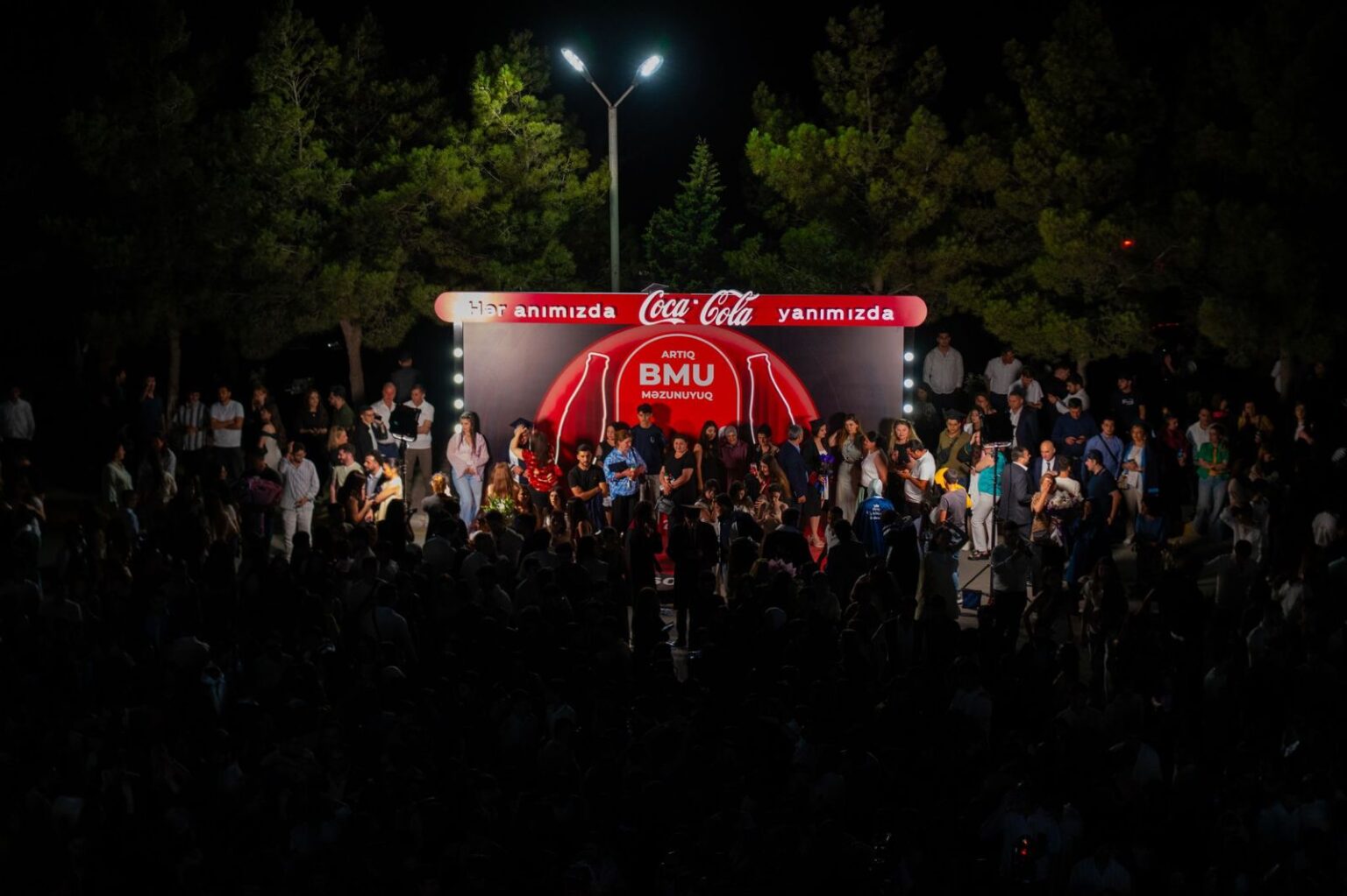Coca-Cola Azərbaycan minlərlə gəncin Məzun Gününə dəstək olub 7992f911 17f6 403e 9c18 2d845973d3eb.jpg