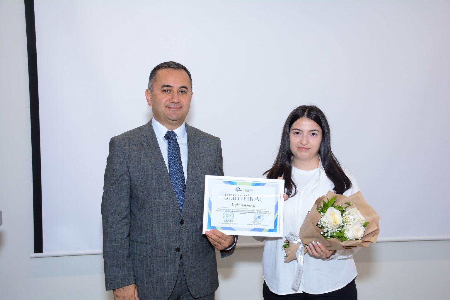 “Zərif mühəndislər” təqaüd proqramından ilk 50 qız məzun oldu 540877452 750606077725707 8852469299901387557 n.jpg