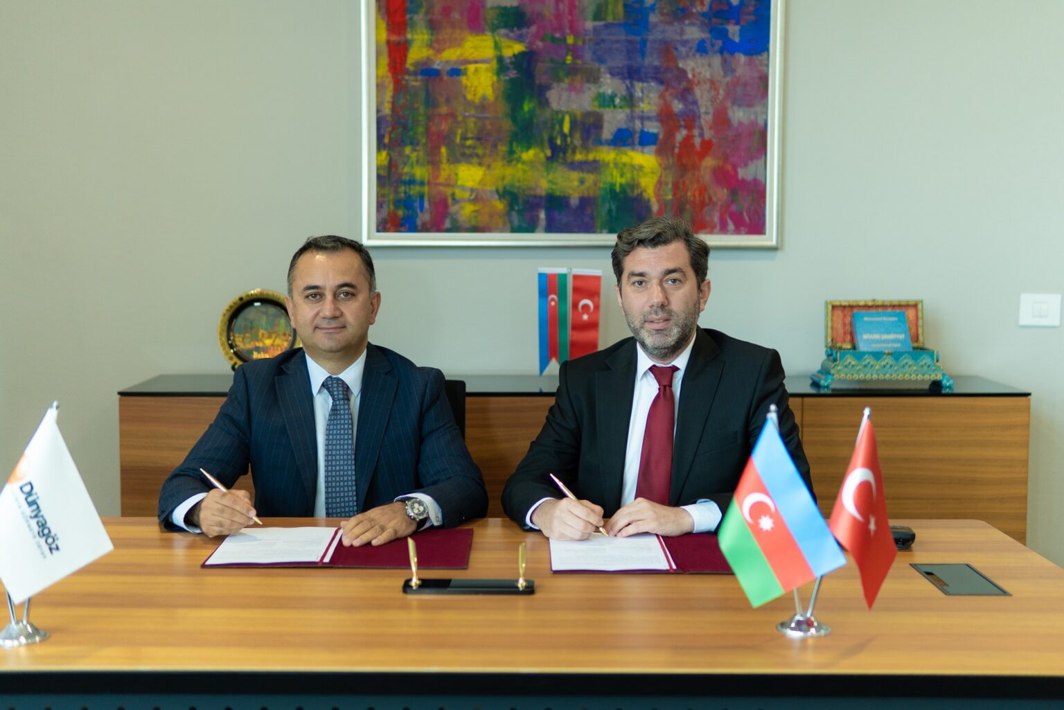Təhsilin İnkişafı Fondu ilə Dünyagöz arasında Memorandum imzalanıb 544889430 753756940743954 1390071501886965867 n.jpg