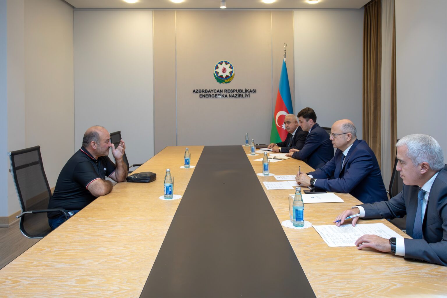 Energetika Nazirliyində vətəndaş qəbulu keçirilib 1 image 2025 10 15