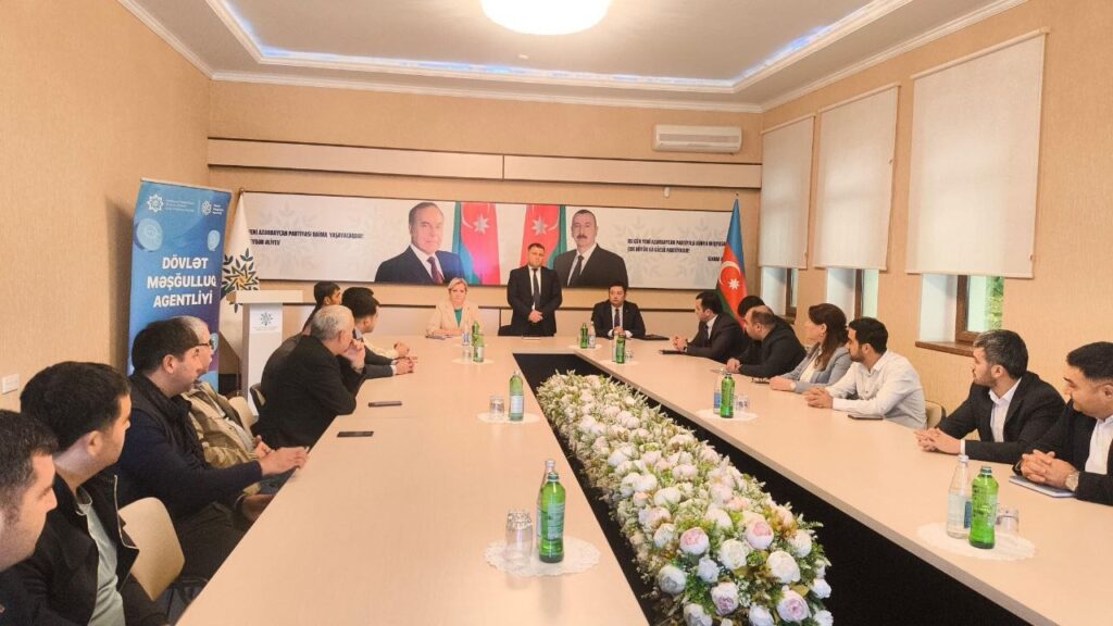 Şamaxıda qadınların əmək hüquqlarının təşviqinə dair maarifləndirici tədbir keçirilib 9aaf1be5 1f02 4121 81f9 ba2ca6d0751c