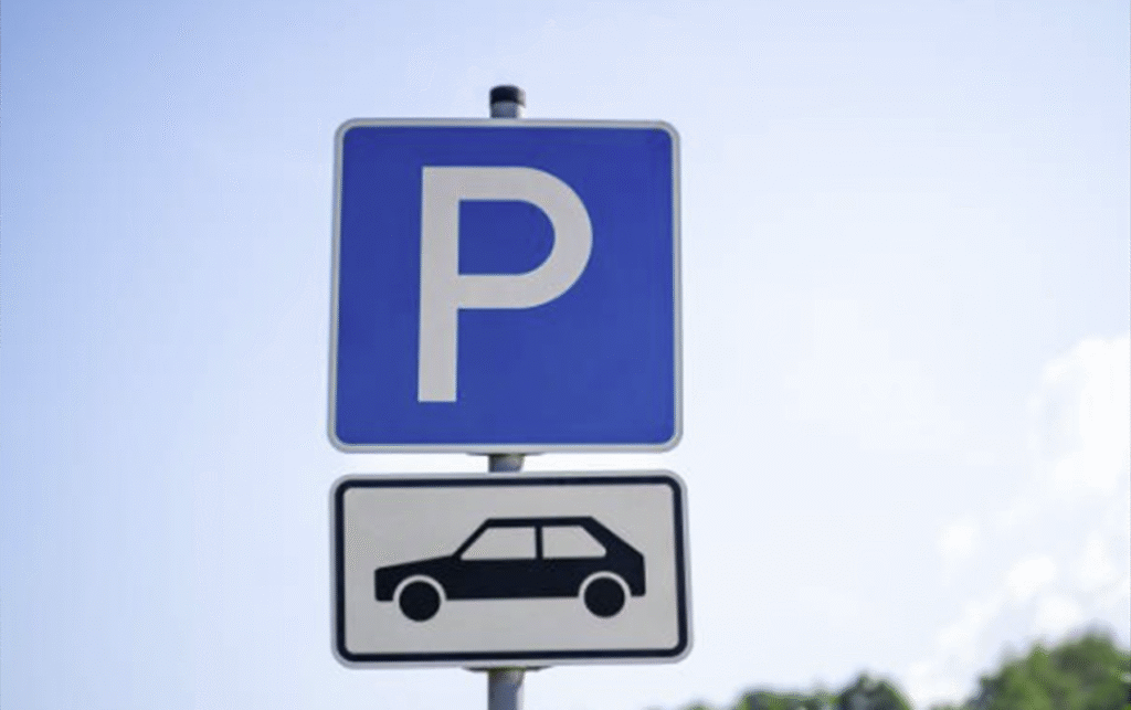Həm pullu, həm pulsuz parklanma yerləri təşkil edildi Parkinq