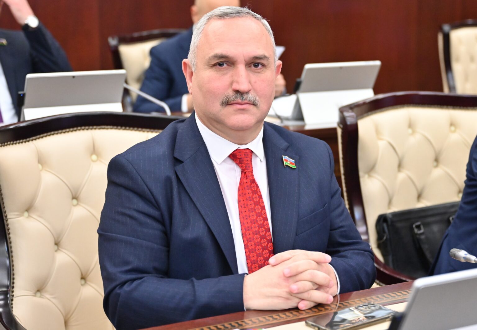 Azerallahverenov
