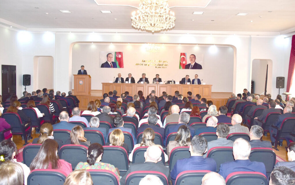 Qaxda ötən ilin yekunlarına dair hesabat yığıncağı keçirildi Qaxxxxxxxxxxx scaled