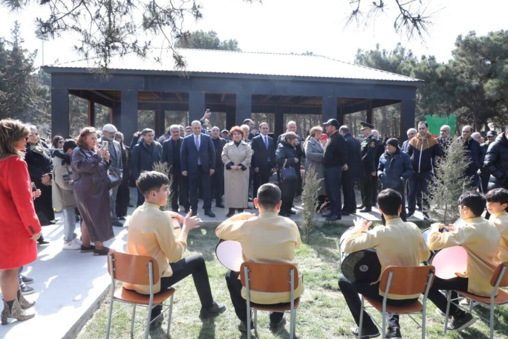 Suraxanı rayonunda yeni park istifadə verilib verilib 654262402 1453733876128105 1817286919278625946 n scaled