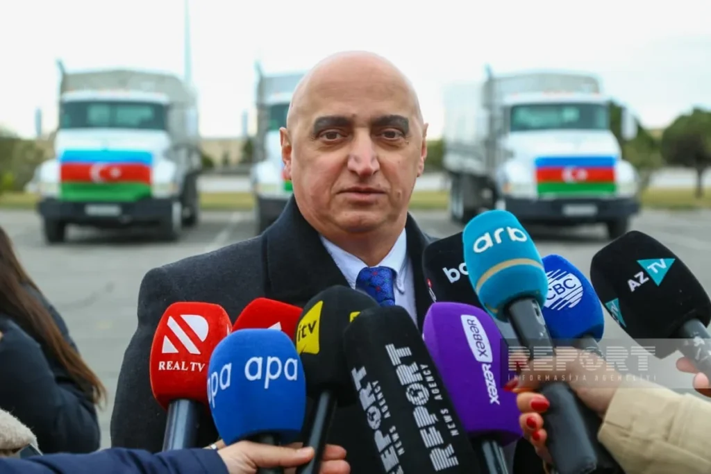 Emin Həsənzadə: “İrana 30 tona yaxın humanitar yardım göndərilib” VqkgD3i0dXNGravvUVme770g3bZ9l2OB6sHb7eNq