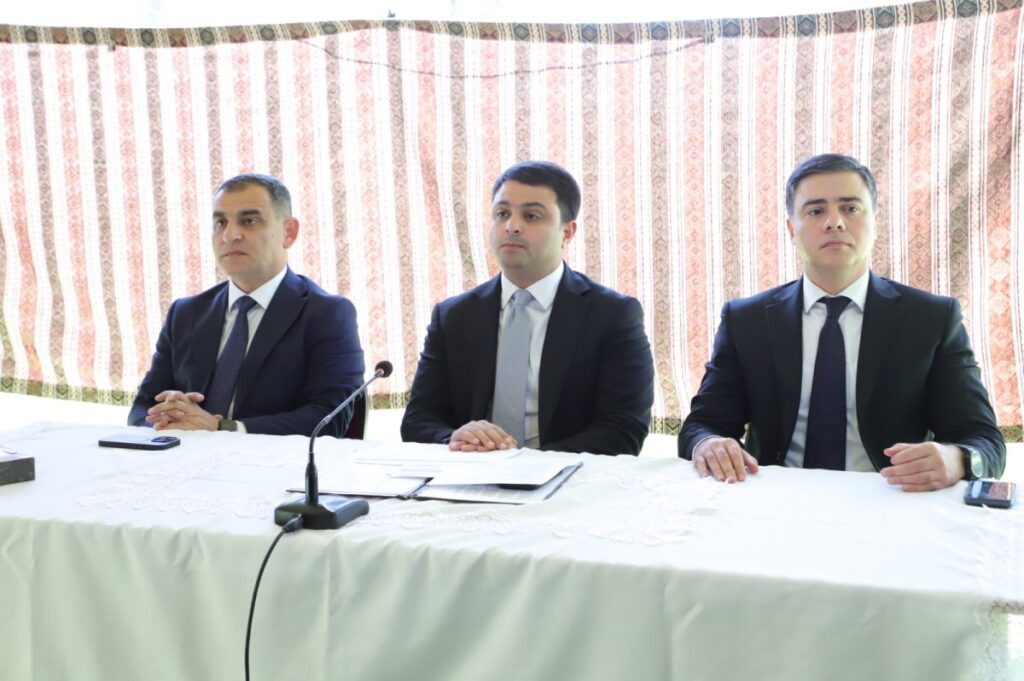 Neftçalanın icra başçısı səyyar görüş keçirib 01 69e09394a2b8c