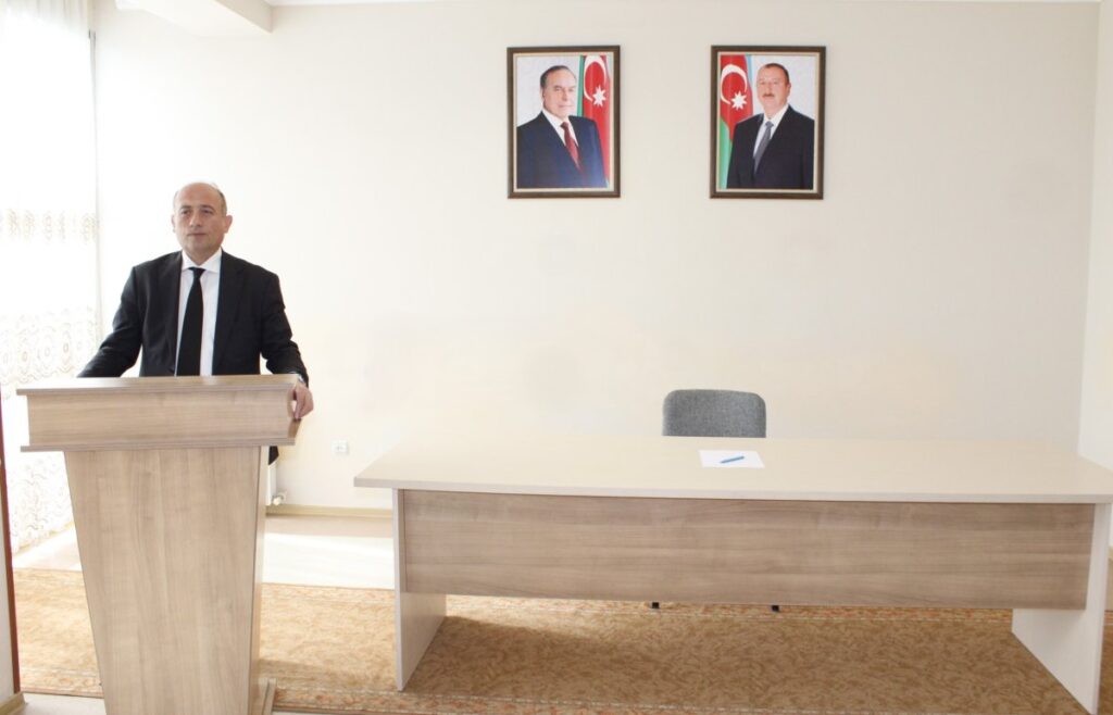 Ordubadın icra başçısı Sabirkənddə sakinlərlə görüş keçirib 77bb44e5 e42d 4c2b 8a76 4736f85119b3 69d13ae0544f3