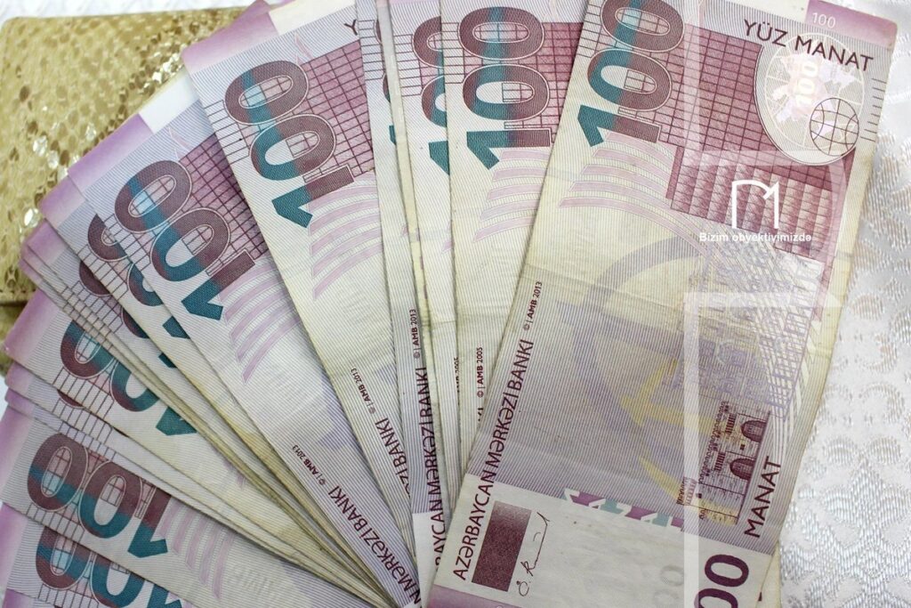 Manat 69ac1b6bdbc1b