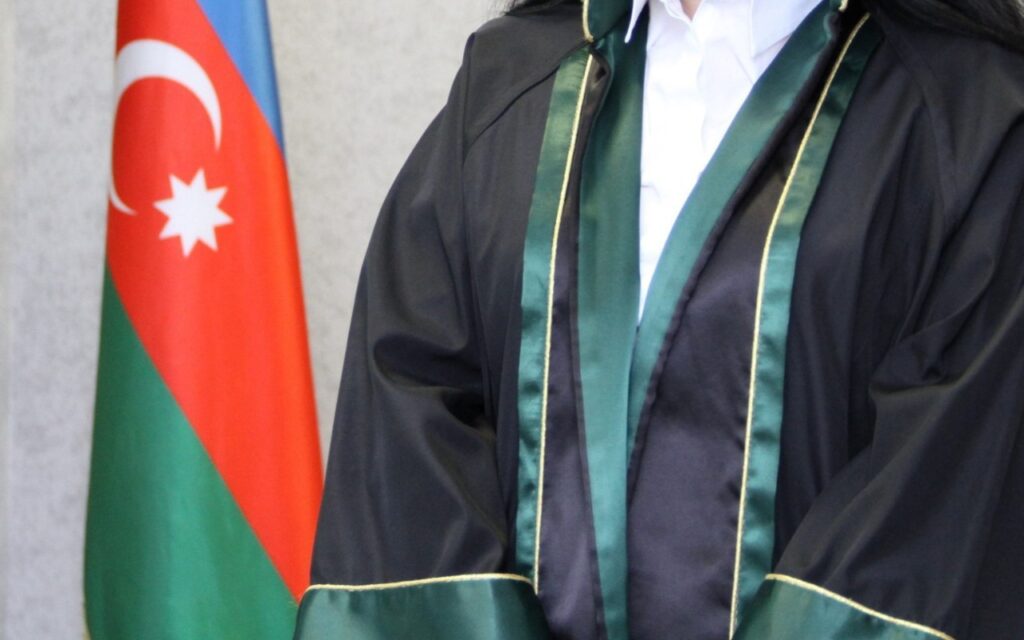 Vəkil olmaq istəyənlərin NƏZƏRİNƏ! Scraped 1776839684 ff89cc5e