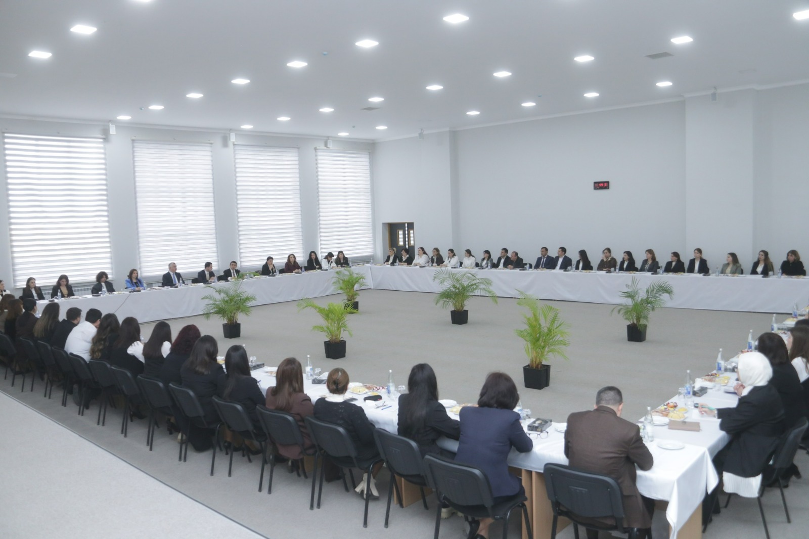 Təhsil İnstitutu bölgələrdə müəllimlərlə dialoqa başlayıb - Şəkil 5