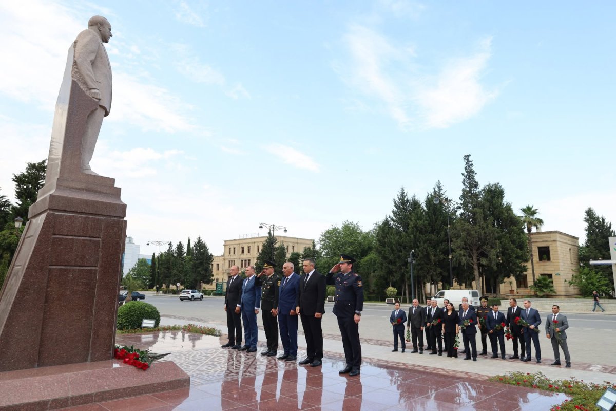 02-6a2fadad1a3df.jpg