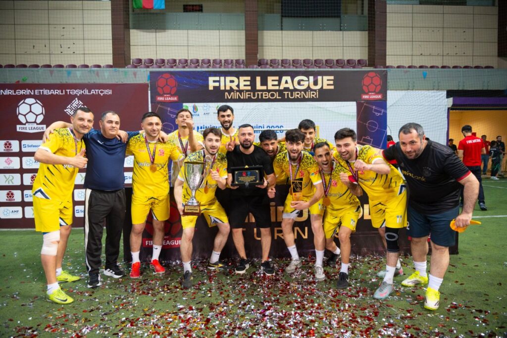 Yelo Bank şirkətlərarası futbol liqasının çempionu olub 1 6a4279017f3d2