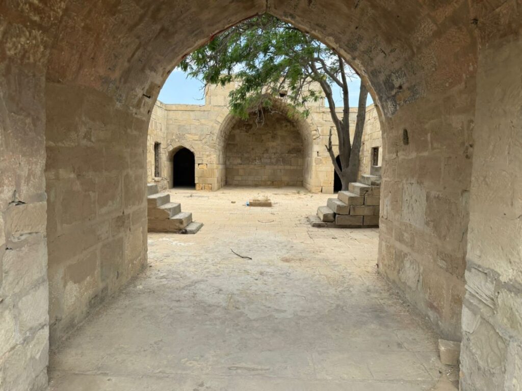 Karvansara mdaxil il bal 10 6a38d52cbfd45