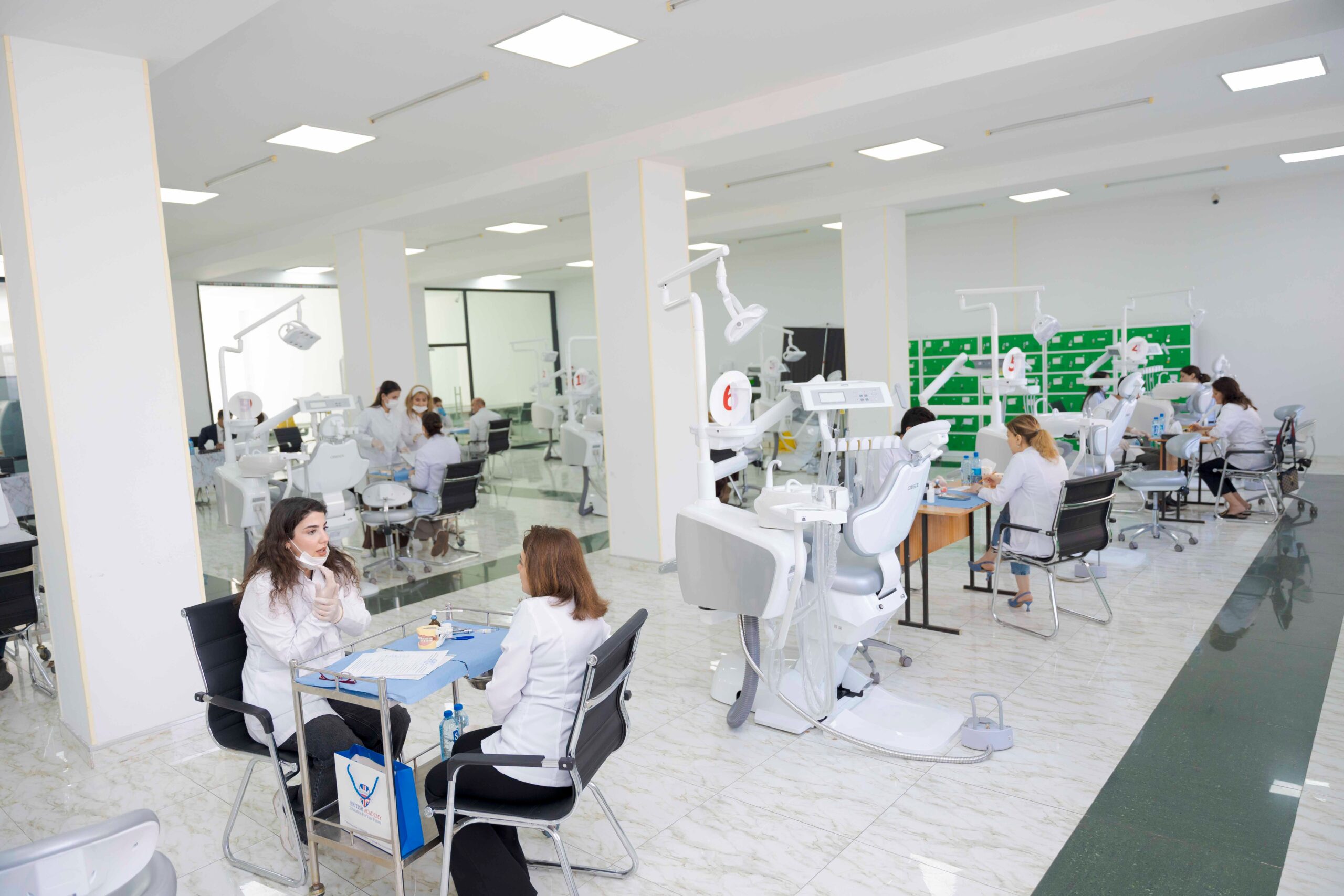 Gəray Gəraybəyli yay imtahan sessiyasının gedişi ilə tanış oldu - Şəkil 4