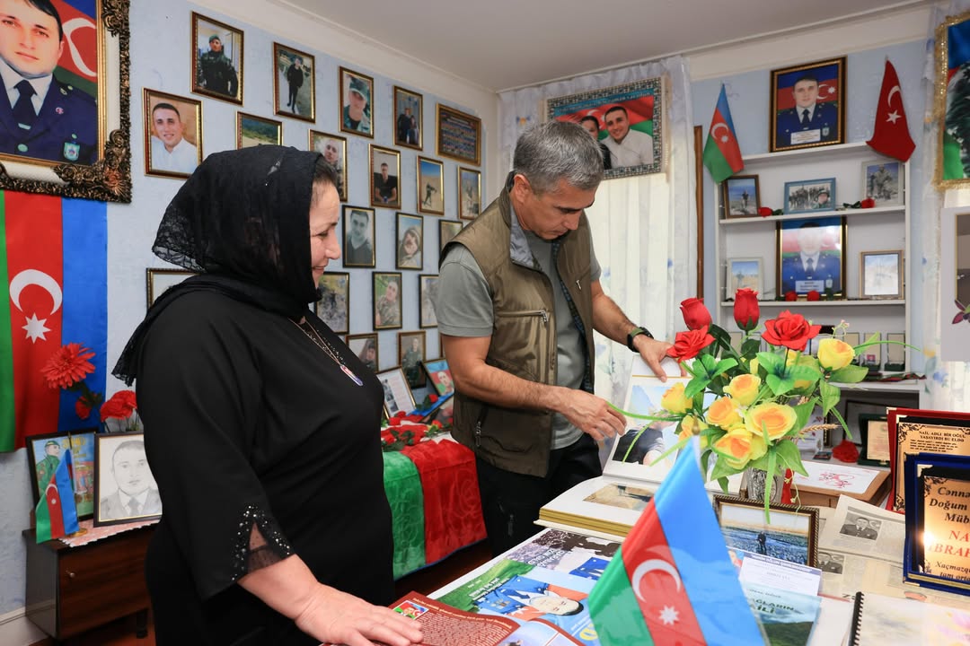 Anar Ələkbərov Oğuzda şəhid ailəsinin qonağı oldu - Şəkil 9