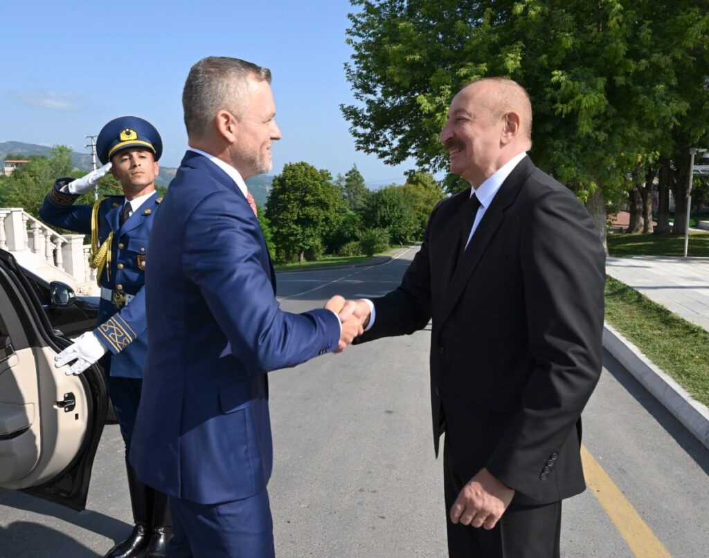 Şuşada Slovakiya Prezidentinin rəsmi qarşılanma mərasimi olub 746021201 1343825794396414 2301694525020415815 n 6a55d60ec2eb1