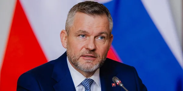 Slovakiya Prezidenti Azərbaycana səfərə yola düşüb Peter 6a54f31e528ca
