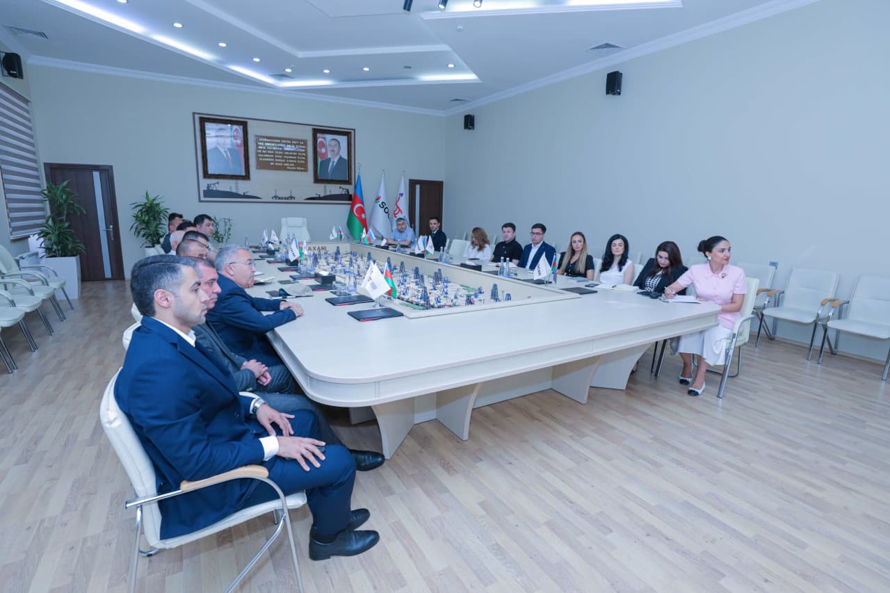Rəşad İbadov Balaxanı neftçiləri ilə müzakirə apardı - Şəkil 3
