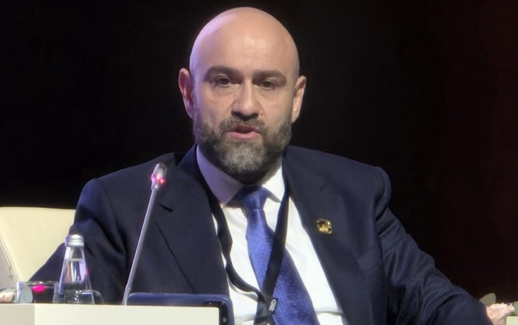 Babek huseynov socar 6a7f0ac9523c6