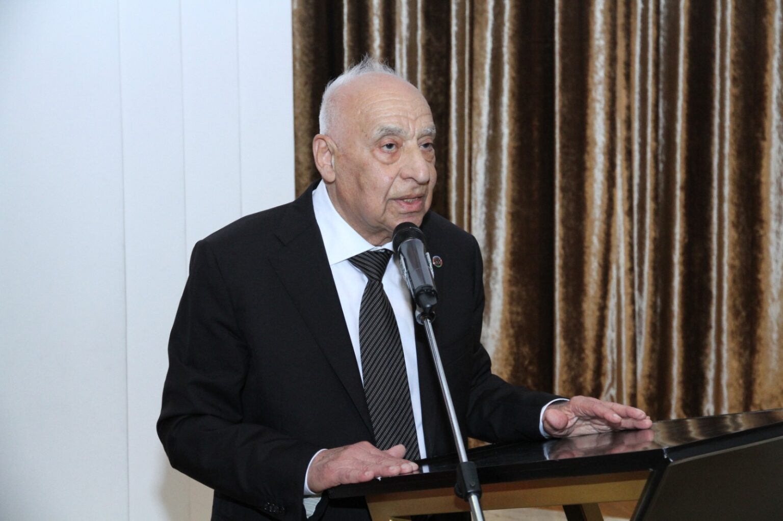 İkram Kərimov vəfat etdi Scraped 1785649087 6428b75e