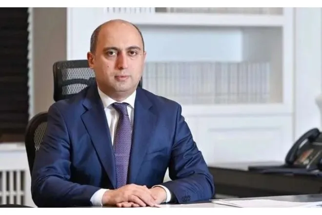 Emin Əmrullayev: Bəzi bölgələrdə oxu savadlılığı üzrə ciddi problemlər var Emin 69f4a9e10ae8a