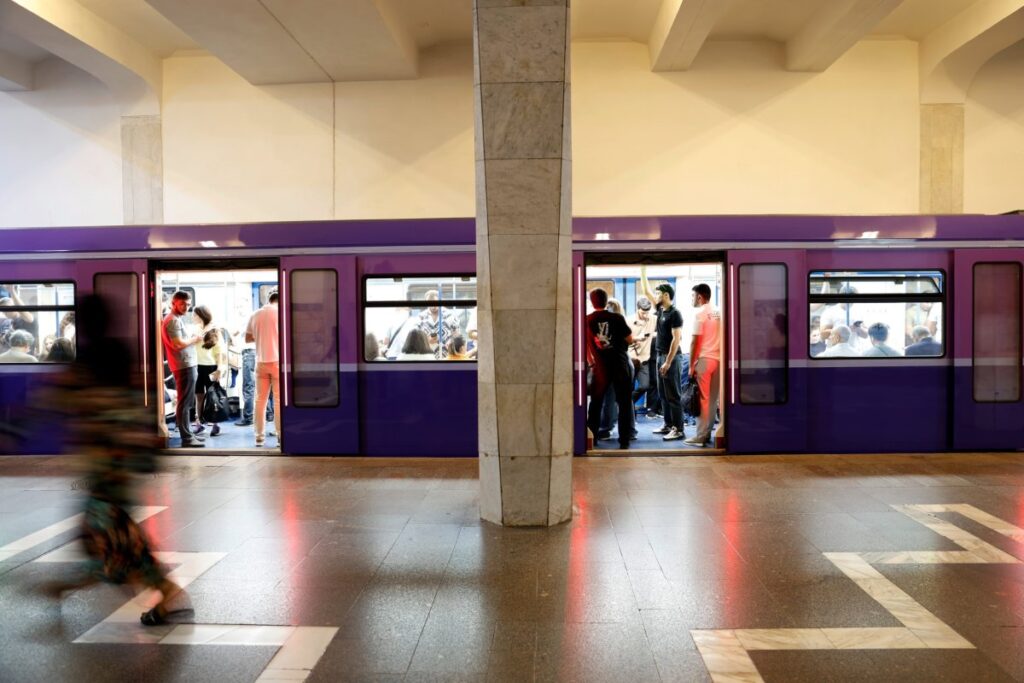 Metro3 69cfa40f1de6a