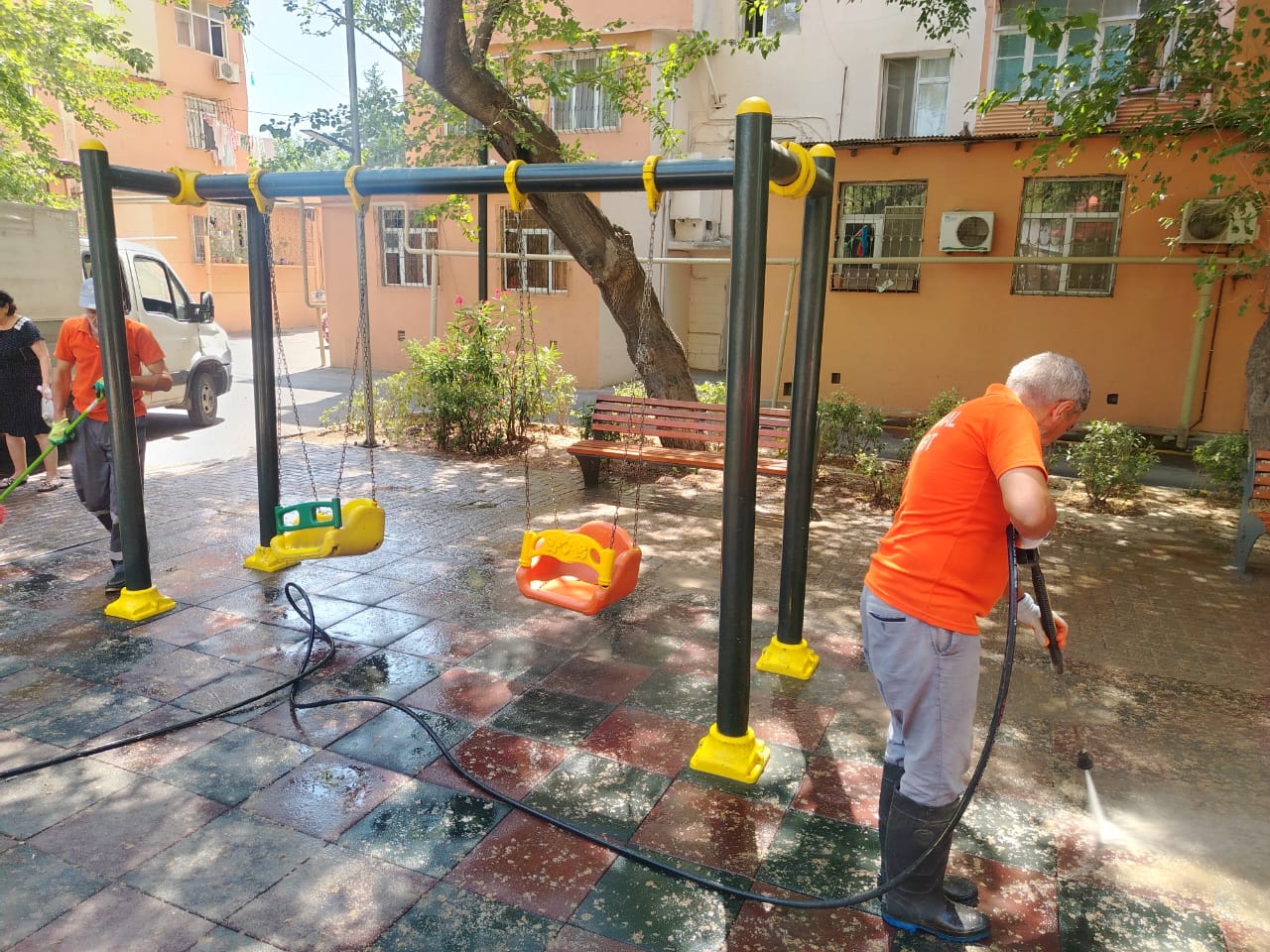 Bakıda təmizlik və abadlıq işləri həyata keçirildi - Şəkil 7