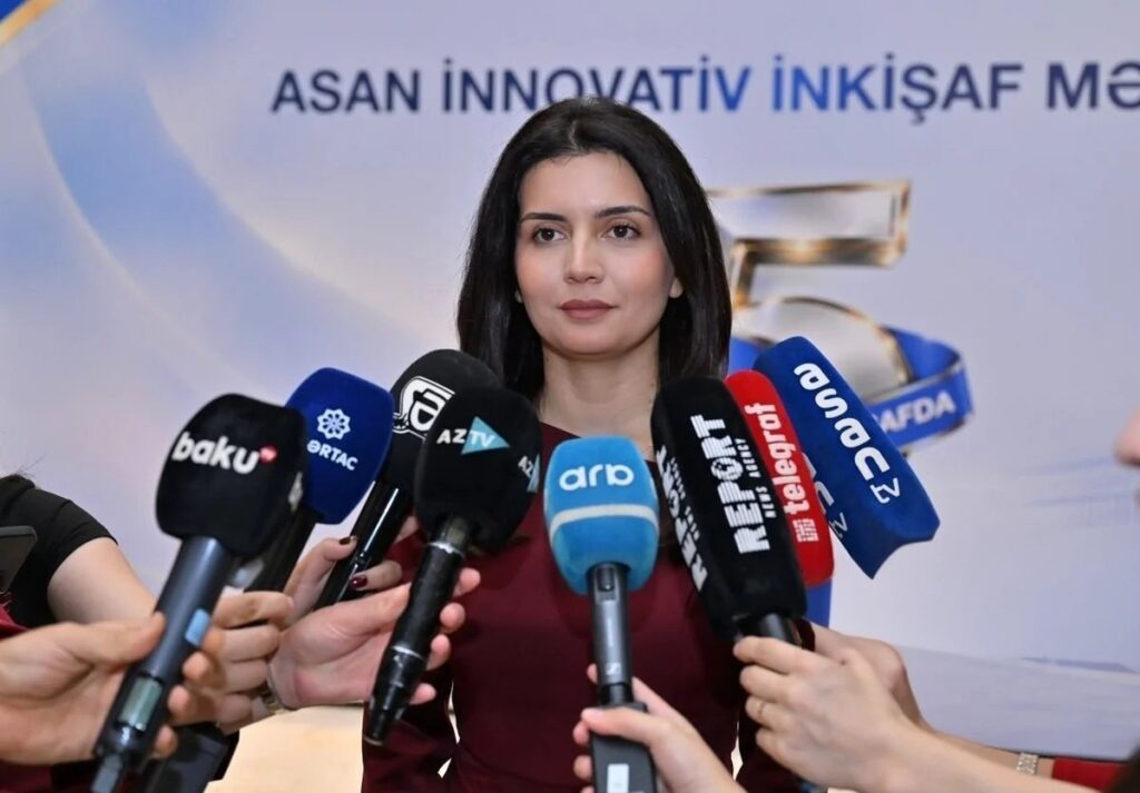 Süni intellekt savadlılığı proqramı 7 000-dən çox vətəndaşı əhatə edib 183546 6ad85c8c09fd0