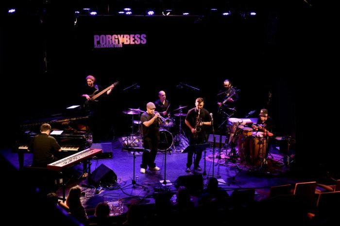 Tofiq Cabarov və “Bakuba” Vyanada konsert verib 878327 6ace24f76c162